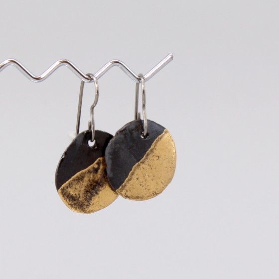 Boucle d'oreille grès noir... Boucle d'oreille grès noir...