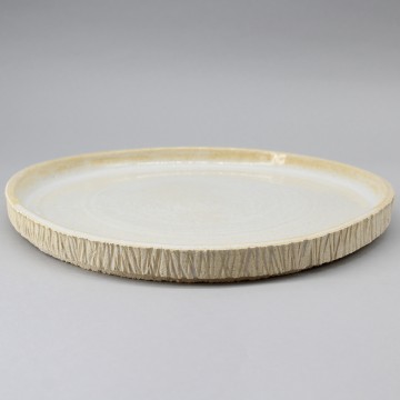 Assiette plate bord droit