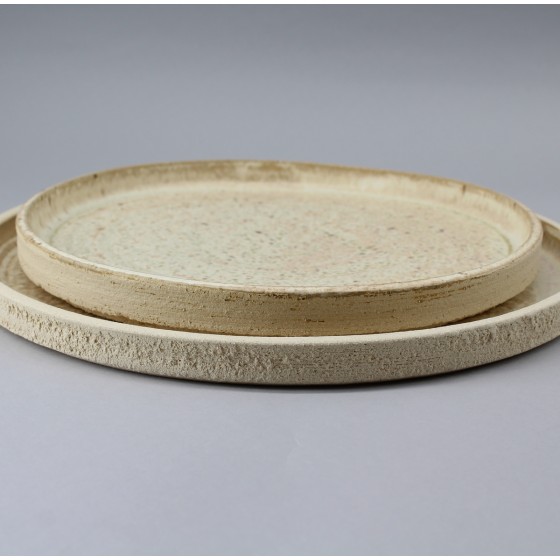 Assiette plate bord droit 4