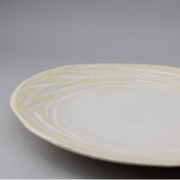 Assiette plate gravée 5