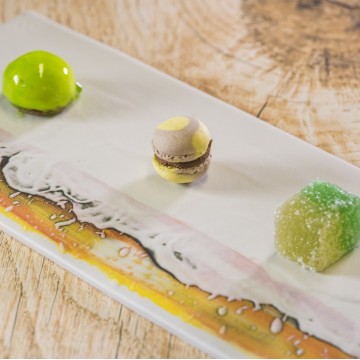 Custom-made porcelain tray