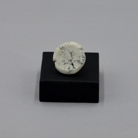Adjustable porcelain ring Adjustable porcelain ring
