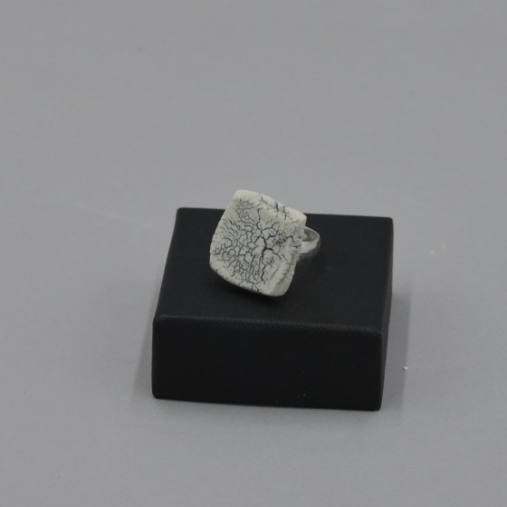 Bague carré porcelaine Bague carré porcelaine